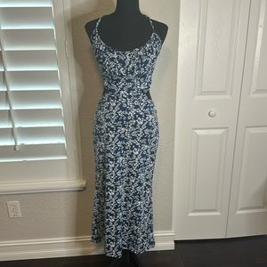 Women's Backless Floral Dress EUC